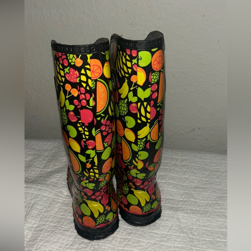 Bogs Women's Colorful Fruit Print Rain Boots - Picture 4 of 9